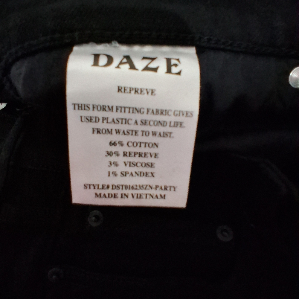 Daze Denim Women's Echo High Rise Wide Leg Jeans Black, Size 32 - Picture 5 of 5